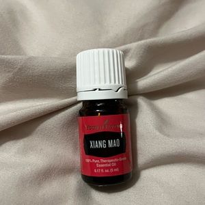 Xiang mao YOUNG LIVING OIL.